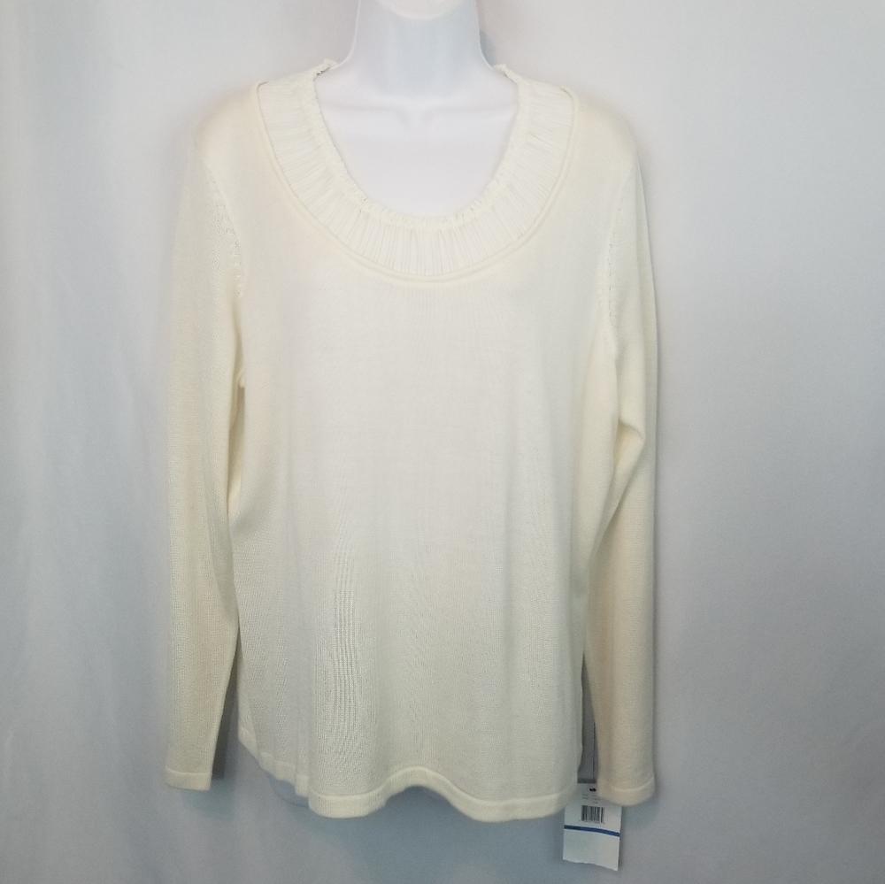 Mercer Street Studio  Ivory Crew-neck Sweater